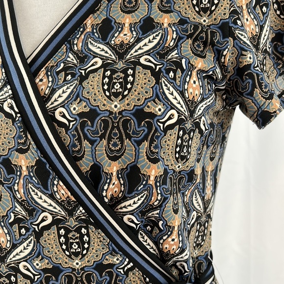Max Studio Nordstrom Dress Faux Wrap front NWT short sleeves Mosaic print size S - Picture 7 of 12